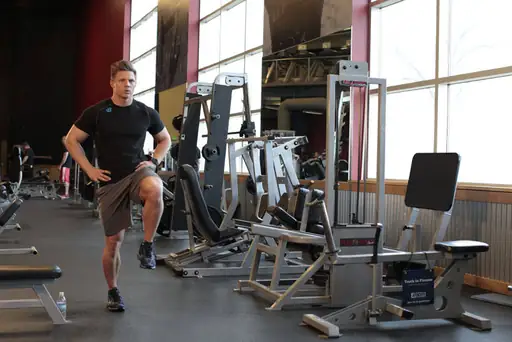 Bodyweight Walking Lunge