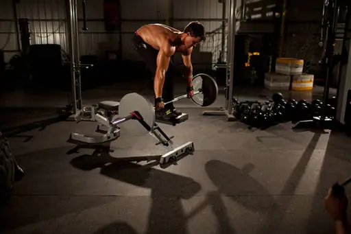 Straight Bar Bench Mid Rows